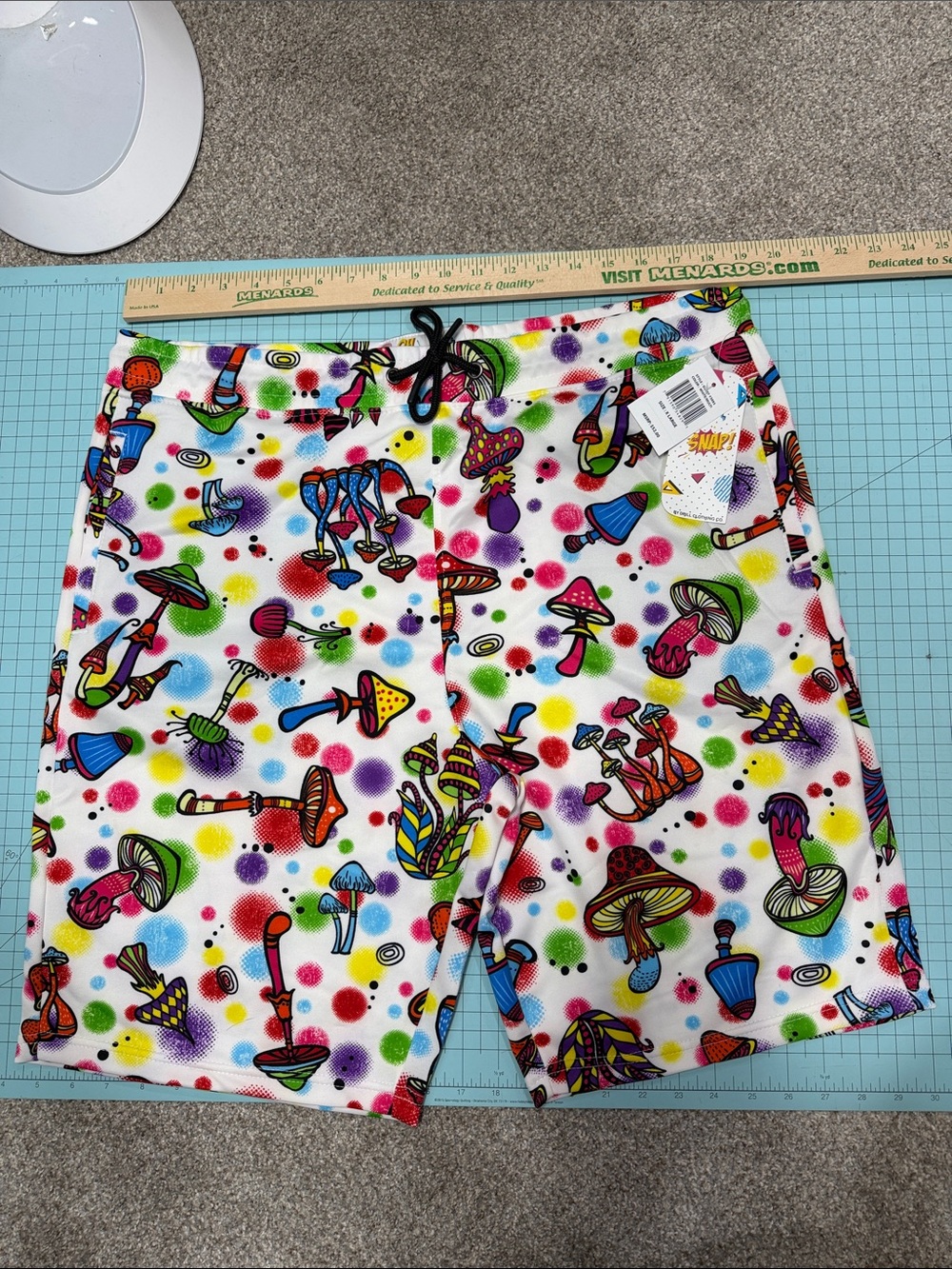 Men's White Multicolor Mushroom Print Athletic Shorts